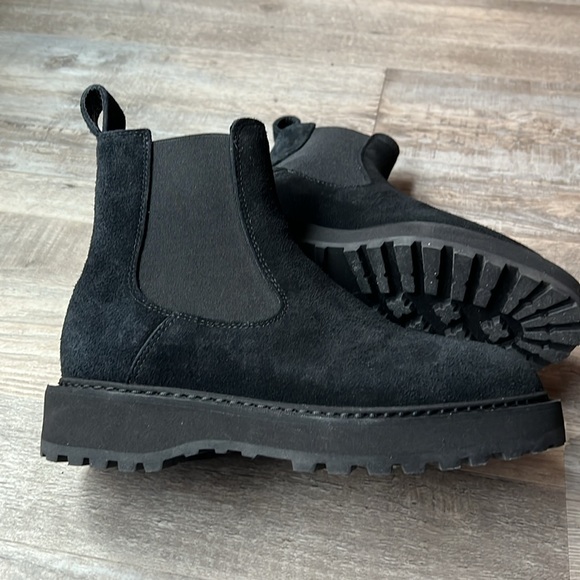 NEW suede Chelsea boots by Diemme size 6 (IT 36) - Picture 3 of 5